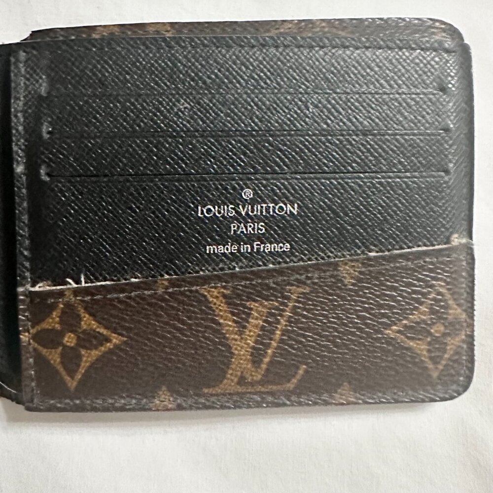 Authentic Louis Vuitton Monogram Macassar Multiple Wallet - C12142 - Picture 6 of 7